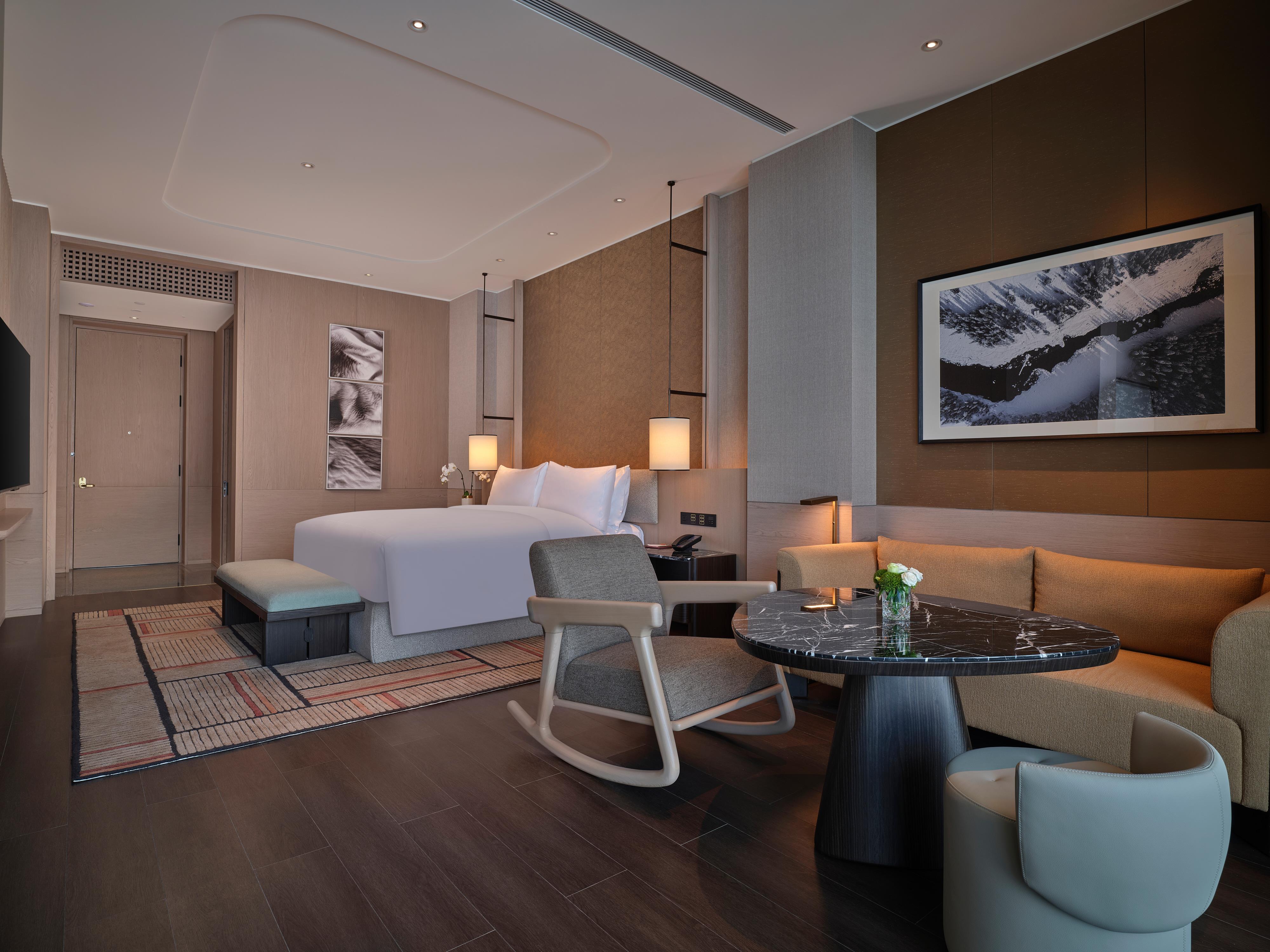 Conrad Altay Hemu Room Type - KING DLX RM MOUNTAIN VIEW