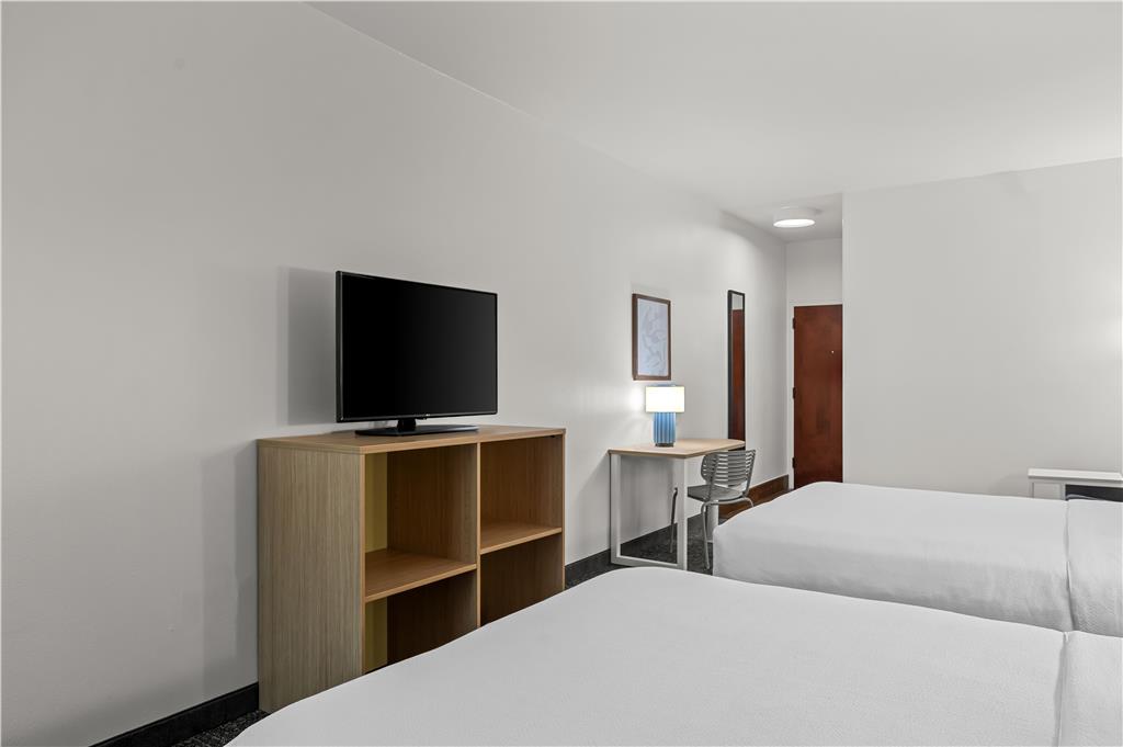 SPARK BLUFFTON HILTON HEAD ISLAND-guestroom-Guest Room,On-Site.jpg