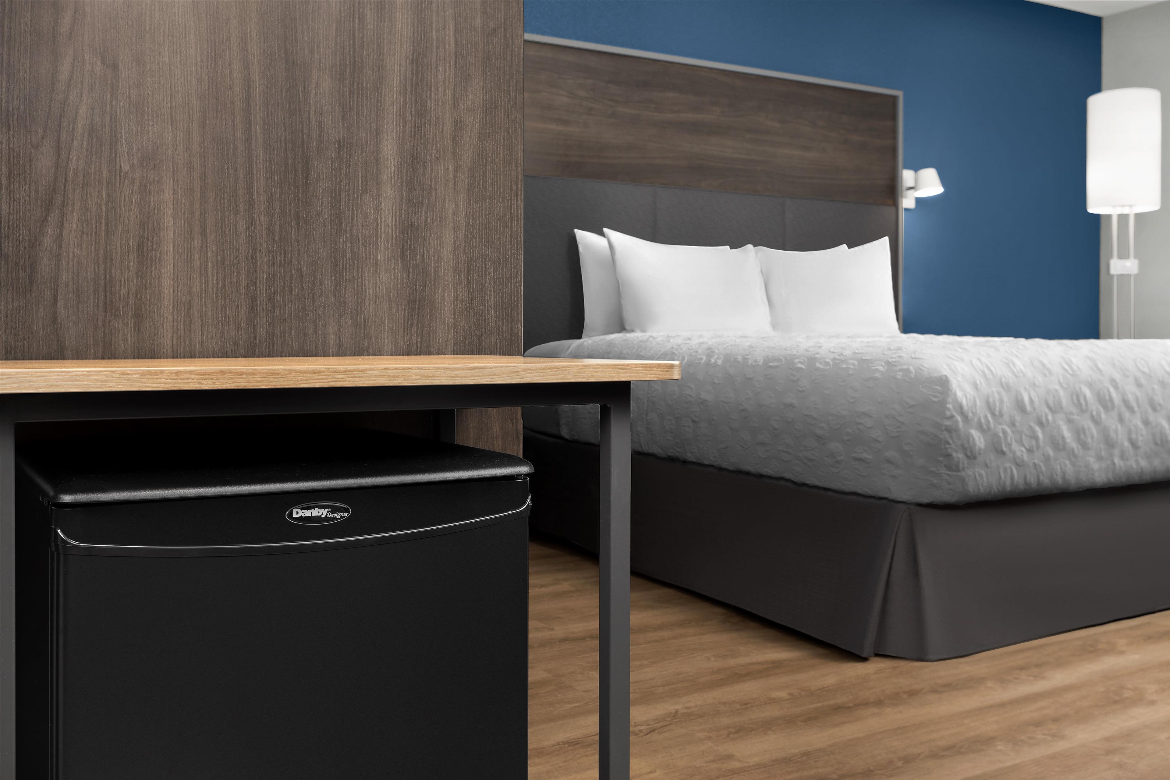 Tru by Hilton Joliet Plainfield - Tap to explore photos