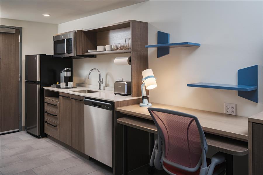 Guest Room,Kitchen/Kitchenette,On-Site