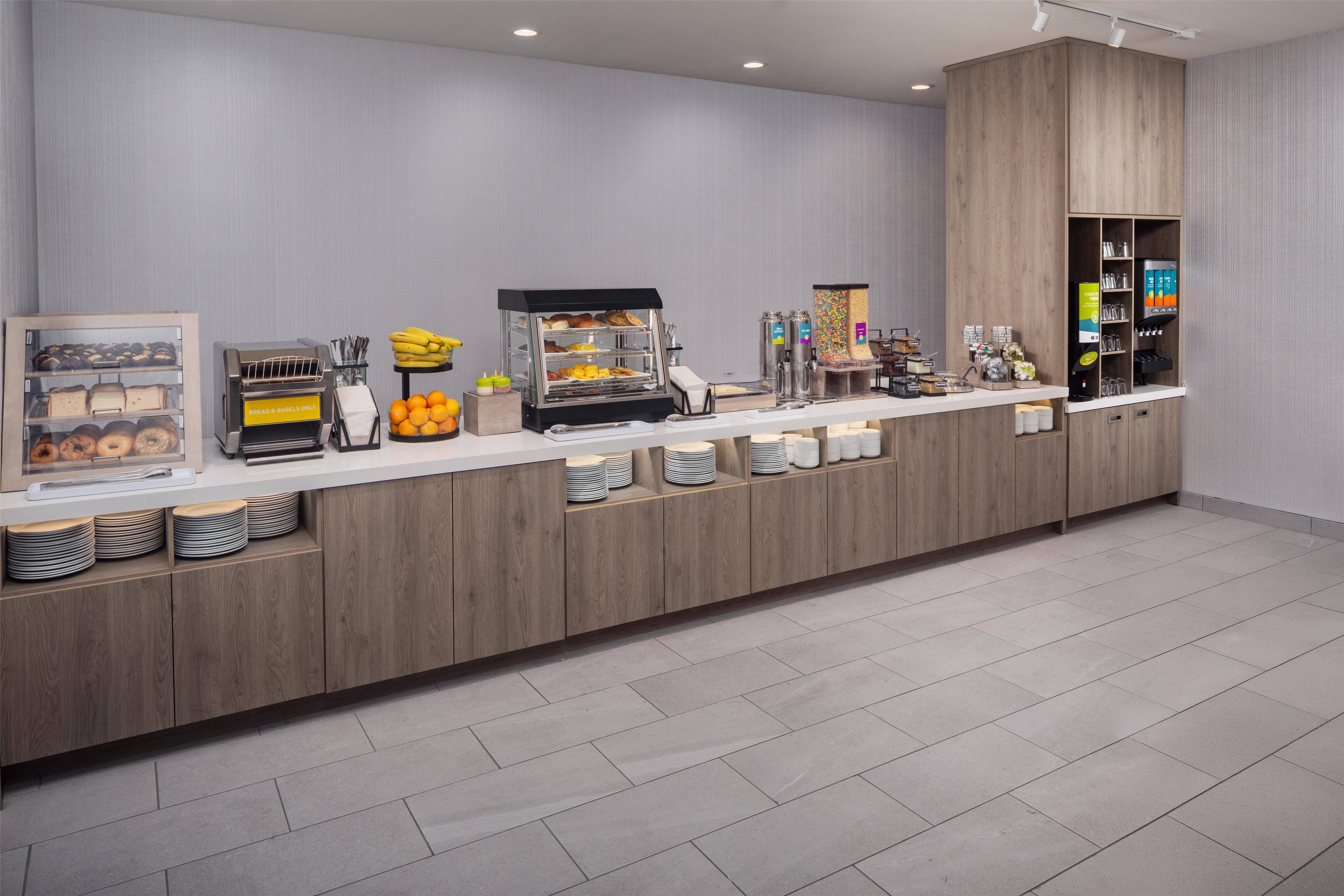 Breakfast Area | Home2 Suites By Hilton Tyler