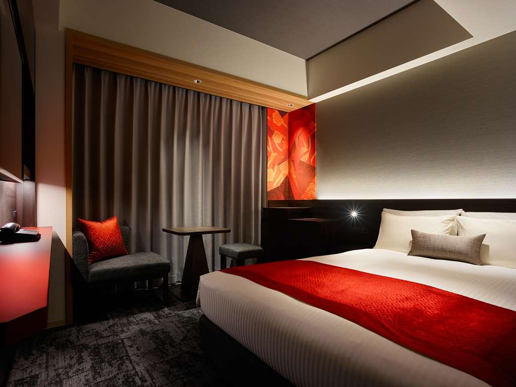 Mitsui Garden Ginza-Gochome-guestroom-Guest Room,On-Site.jpg