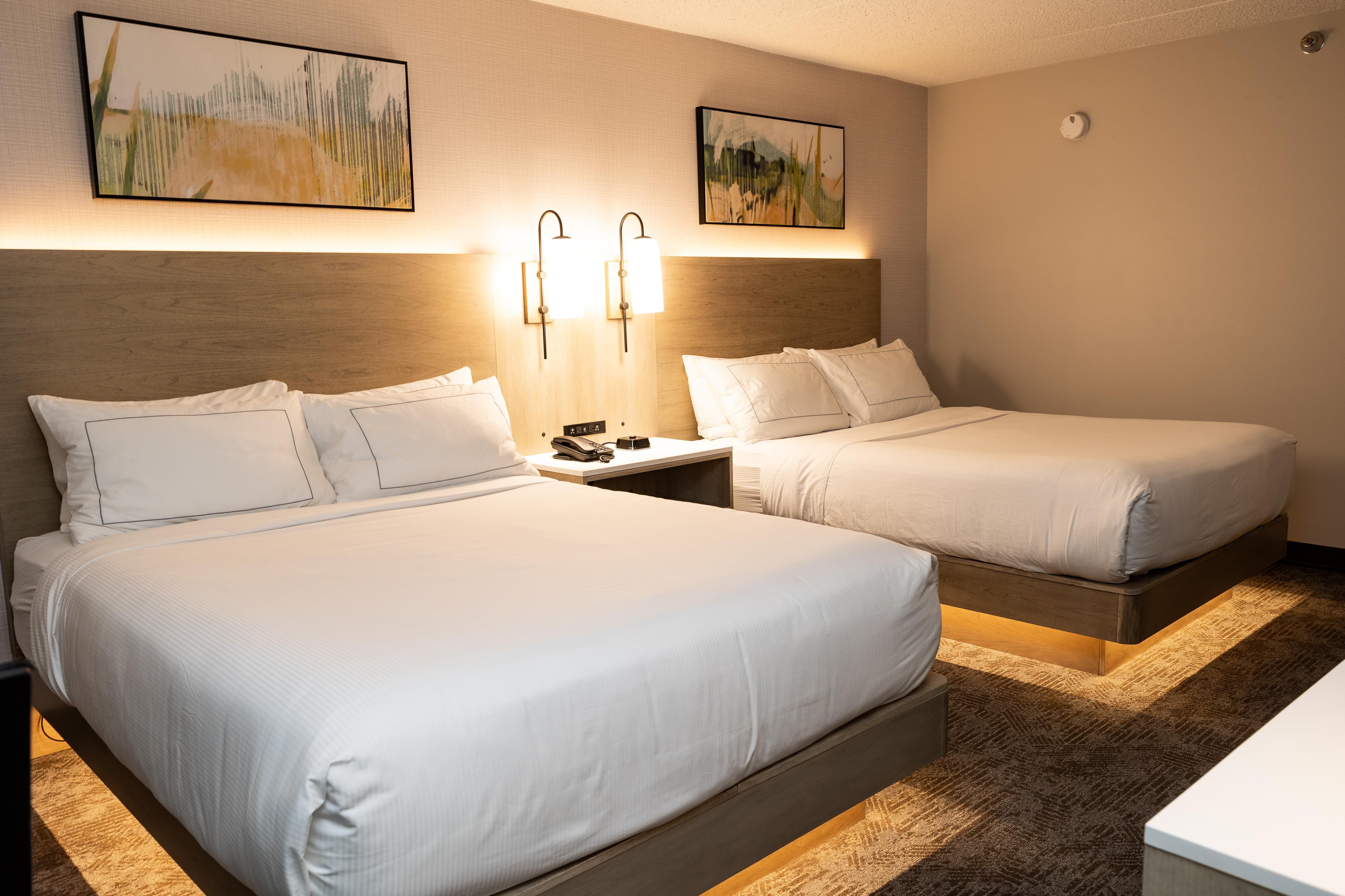 DoubleTree by Hilton Austin, MN Room Type - 2 QUEEN GROUND FLOOR