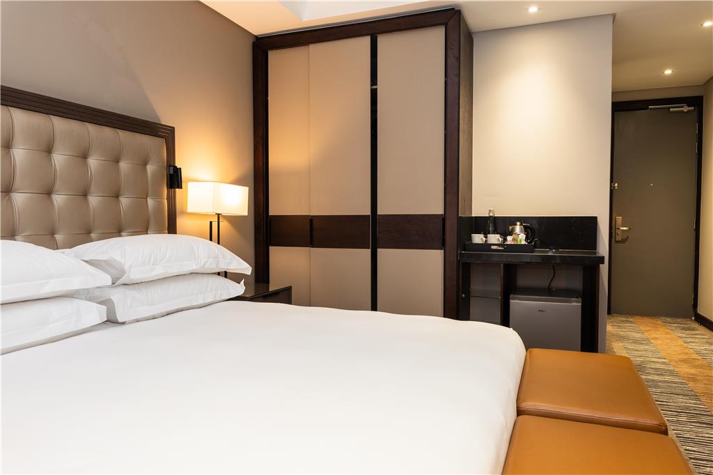 PREMIER HOTEL THOHOYANDOU-guestroom-Guest Room,On-Site.jpg
