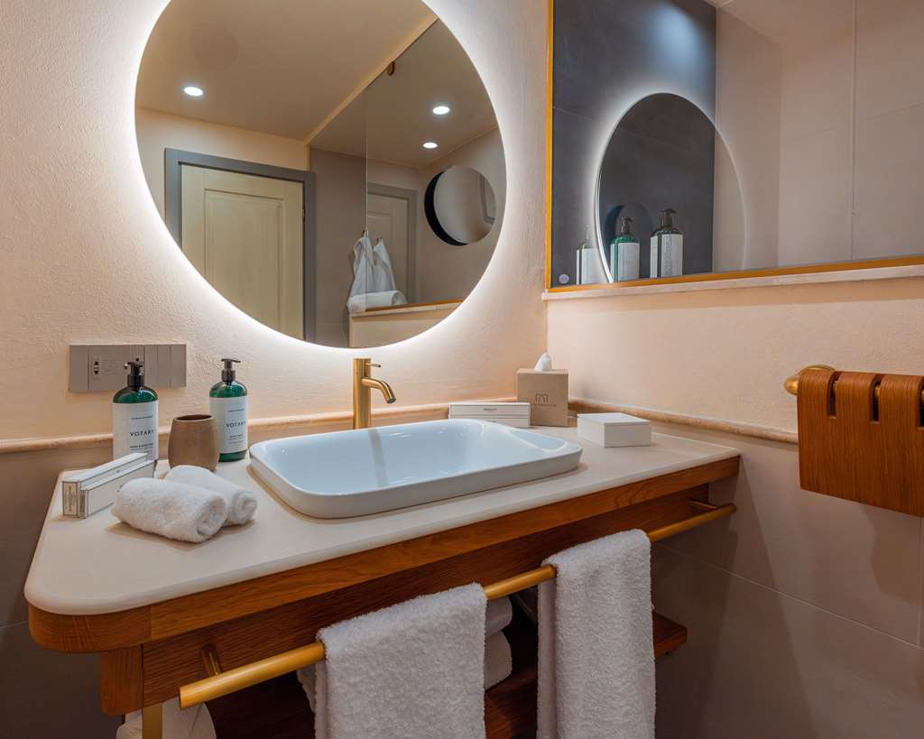 LA MONASTICA-guestroom-Guest Room,On-Site.jpg