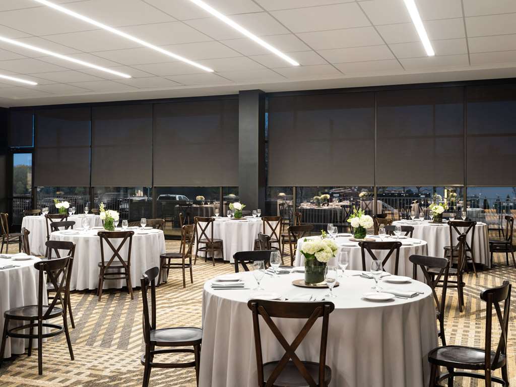 Origin Kansas City Riverfront, a Wyndham Hotel