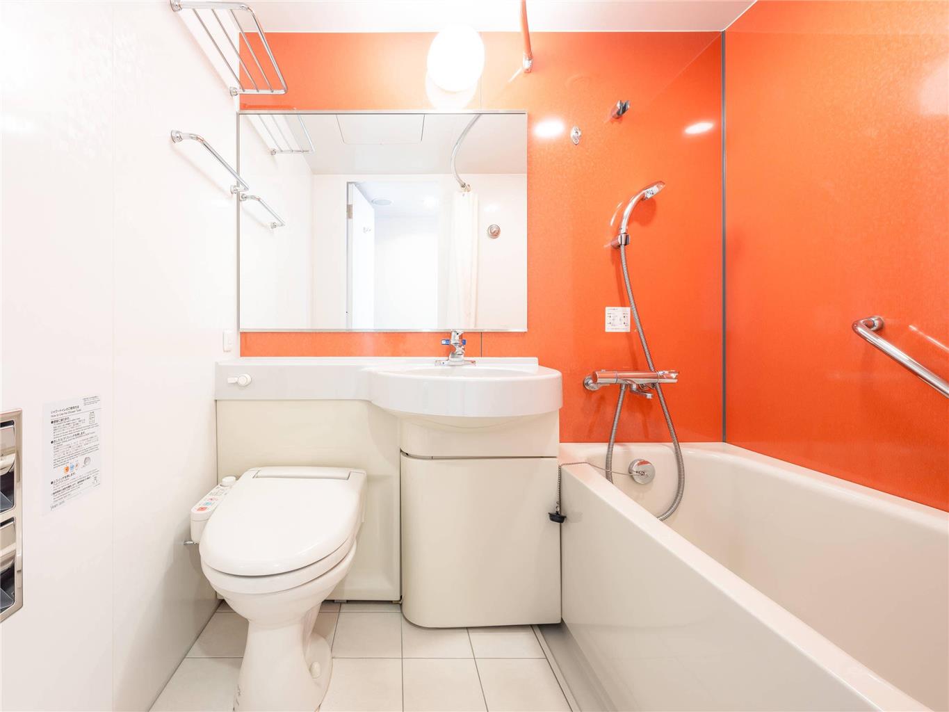 COMFORT INN FUKUI-guestroom-Guest Room,Bathroom,On-Site.jpg