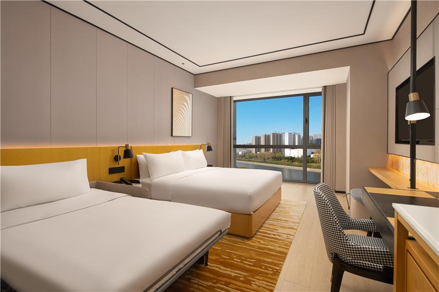 Guest Room,Bed,On-Site