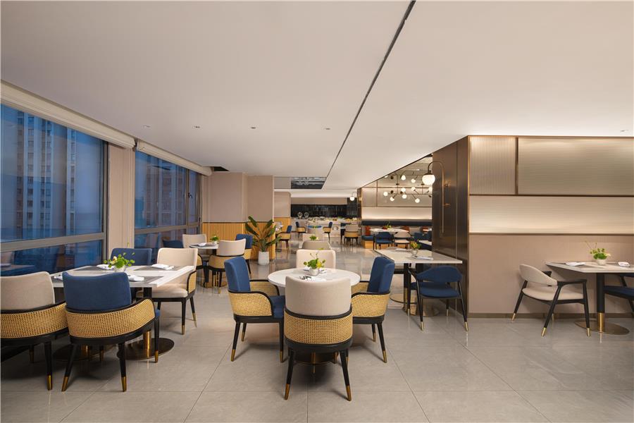 Dining,Dining Area,Restaurant,On-Site
