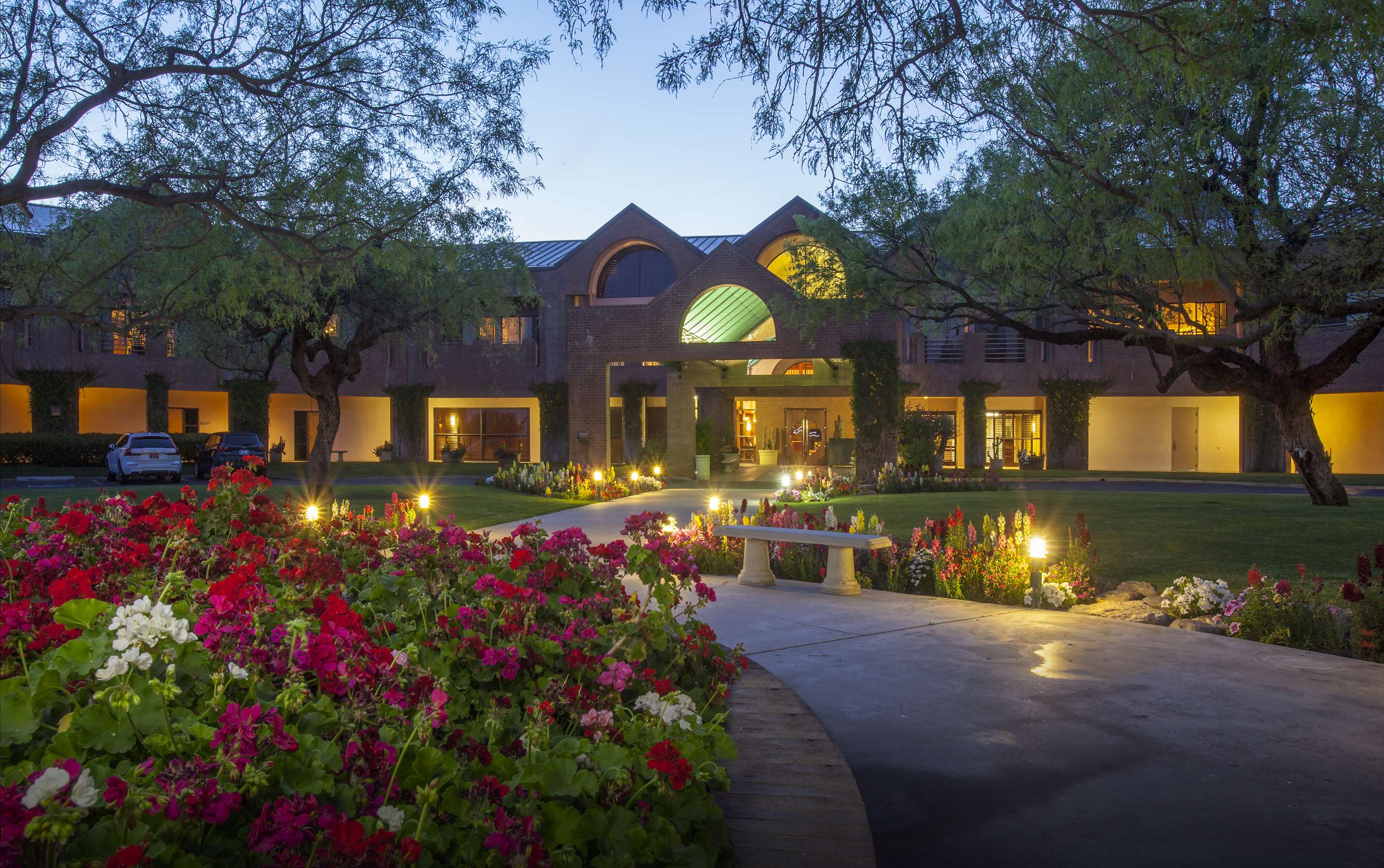 Front Entrance | The Lodge at Ventana Canyon