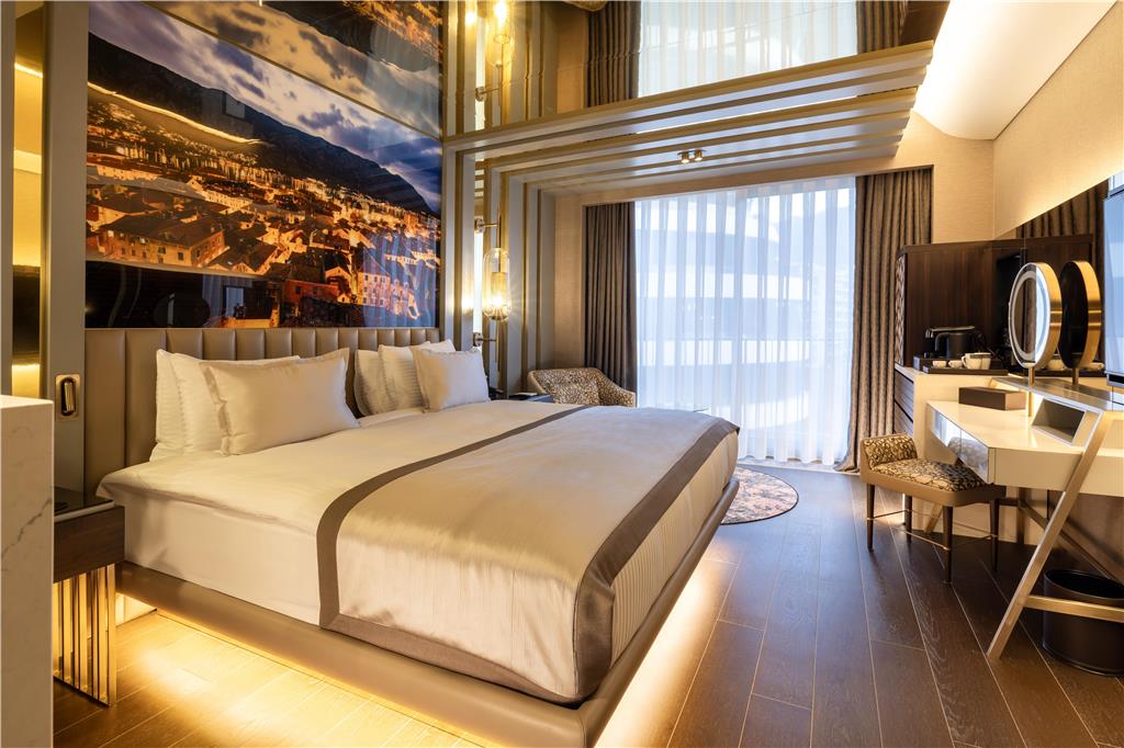 MERIT STARLIT HOTEL-guestroom-Guest Room,On-Site.jpg