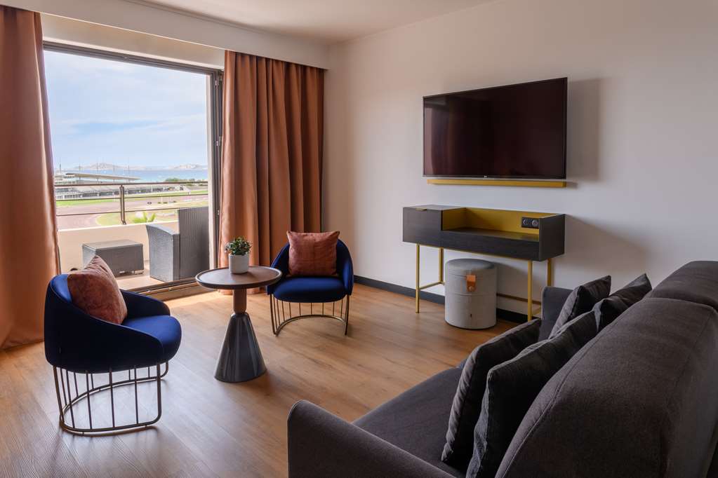 VILLA M MARSEILLE-guestroom-Guest Room,Suite,On-Site.jpg
