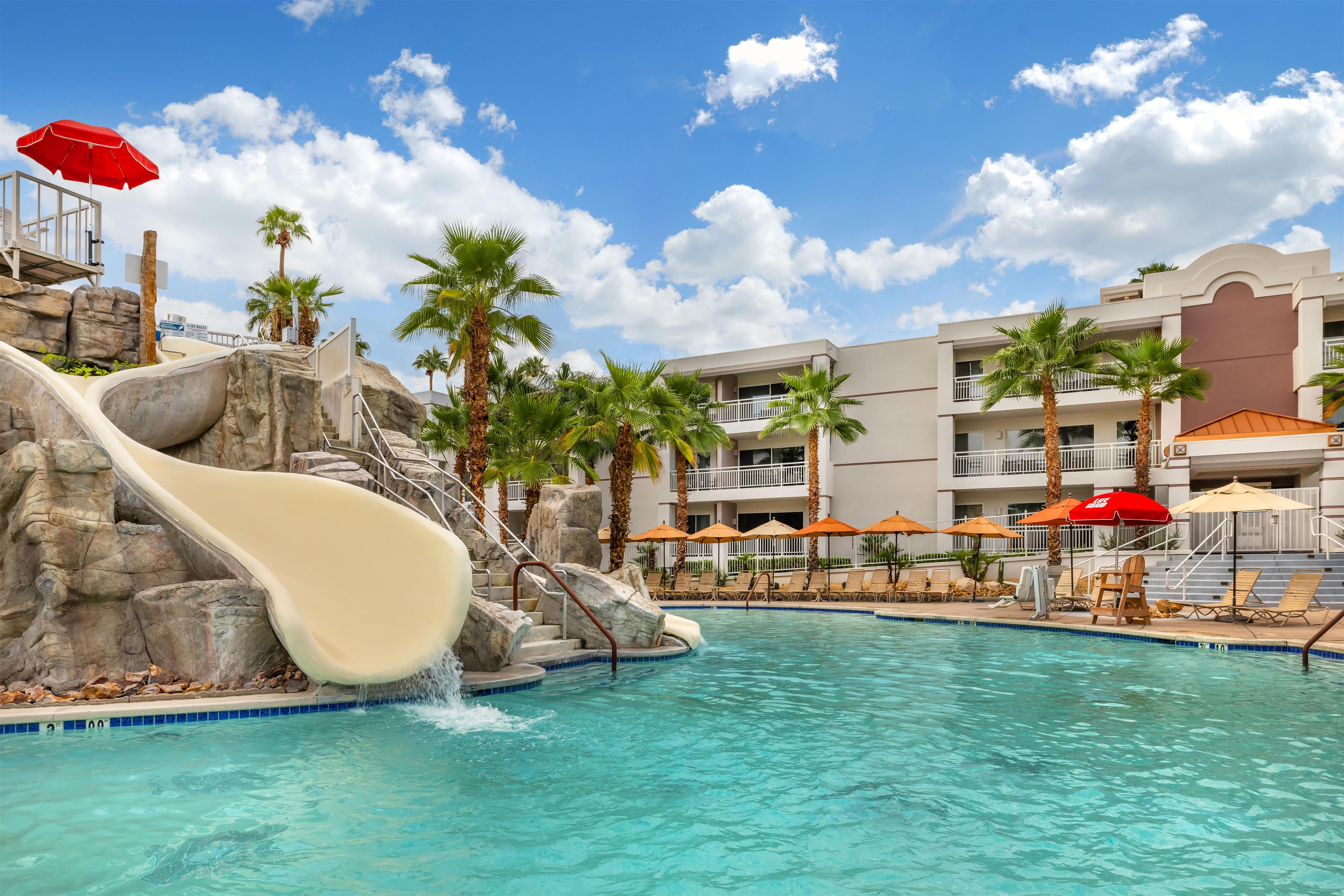 Pool | Hilton Vacation Club Palm Canyon Palm Springs