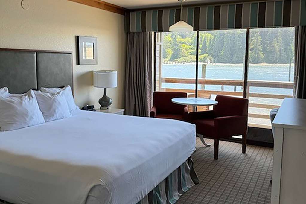 River House Inn, a Baymont by Wyndham