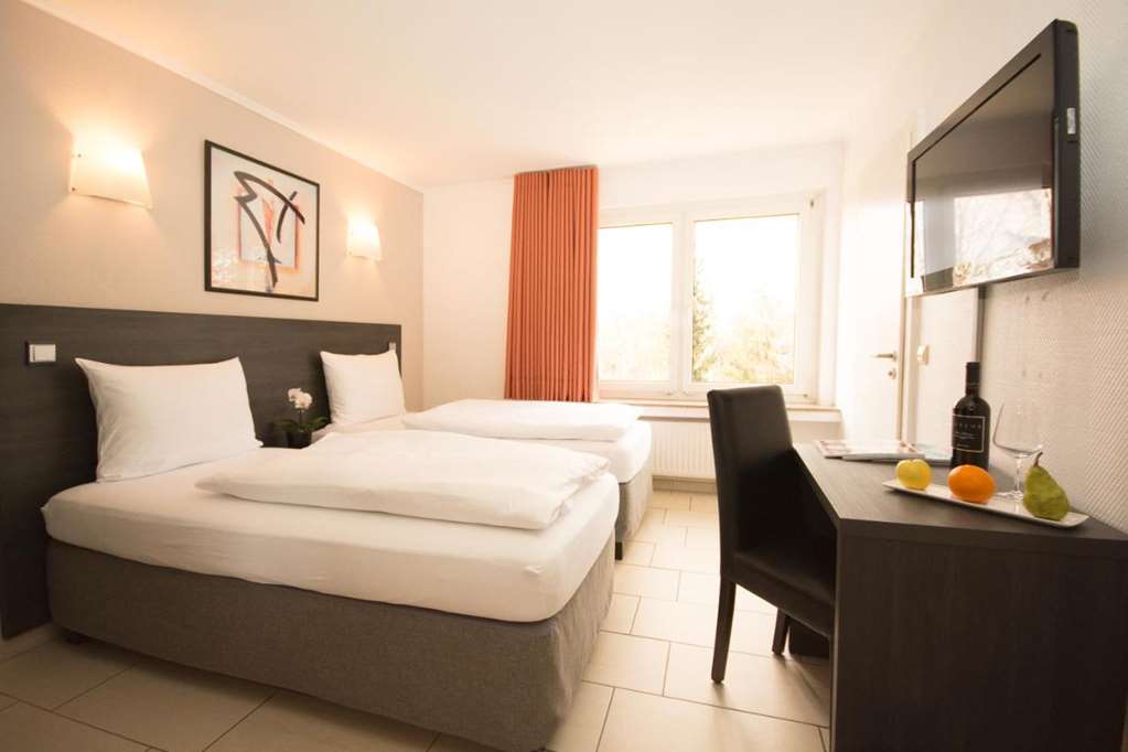 BIVIUS HOTEL RESTAURANT-guestroom-Guest Room,On-Site.jpg