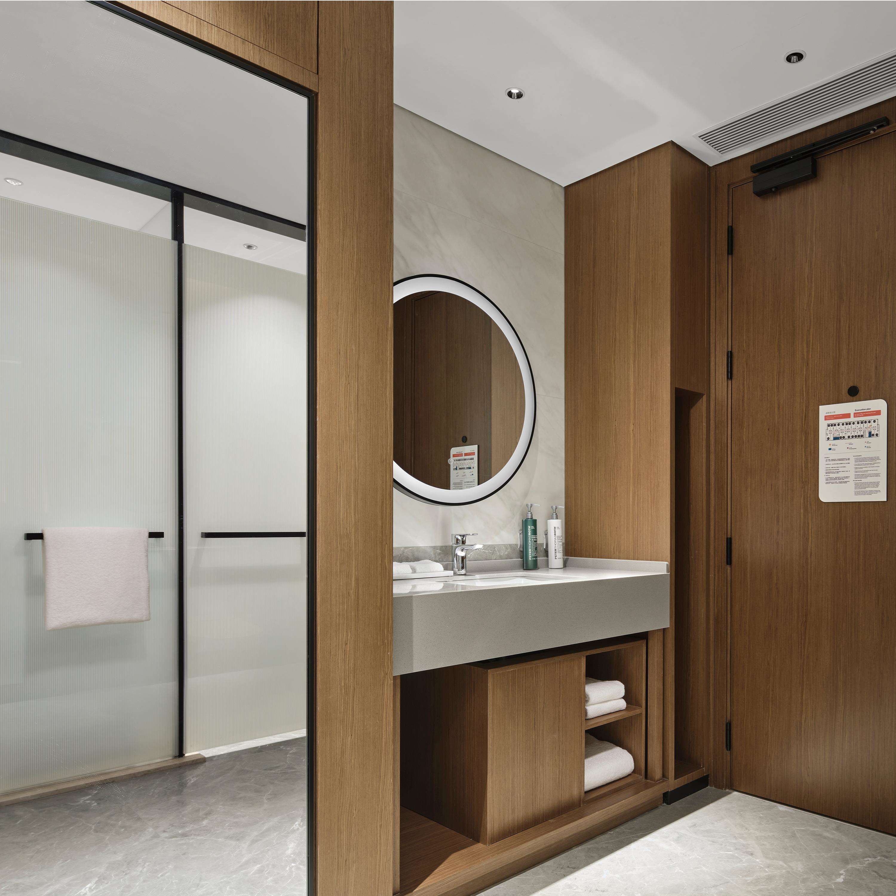 Hilton Garden Inn Beijing Yizhuang Room Type - KING GUEST ROOM HIGH FLOOR