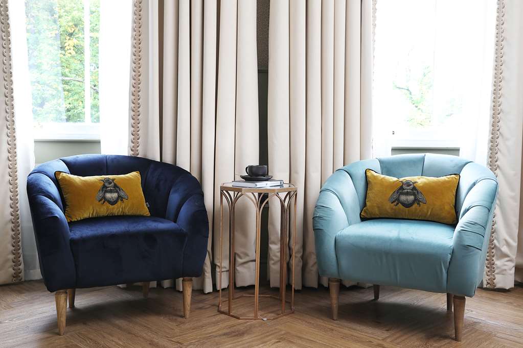 ELMBANK YORK, TAPESTRY BY HILTON-guestroom-Guest Room,On-Site.jpg