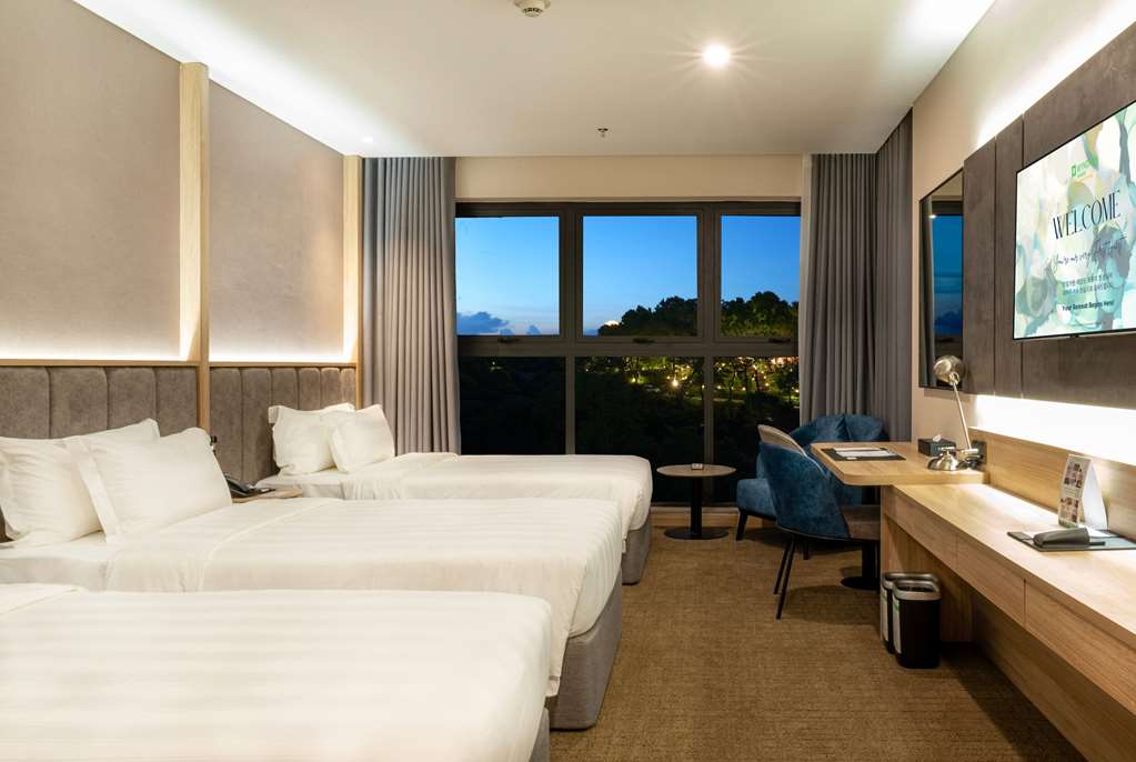 WYNDHAM GARDEN LEGEND HALONG-guestroom-Guest Room,On-Site.jpg