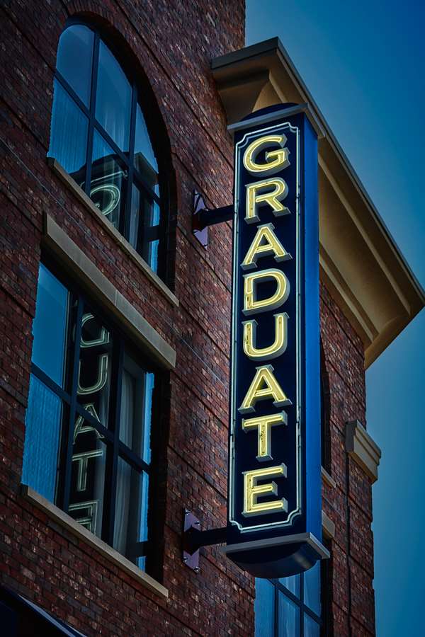 Exterior | Graduate Oxford