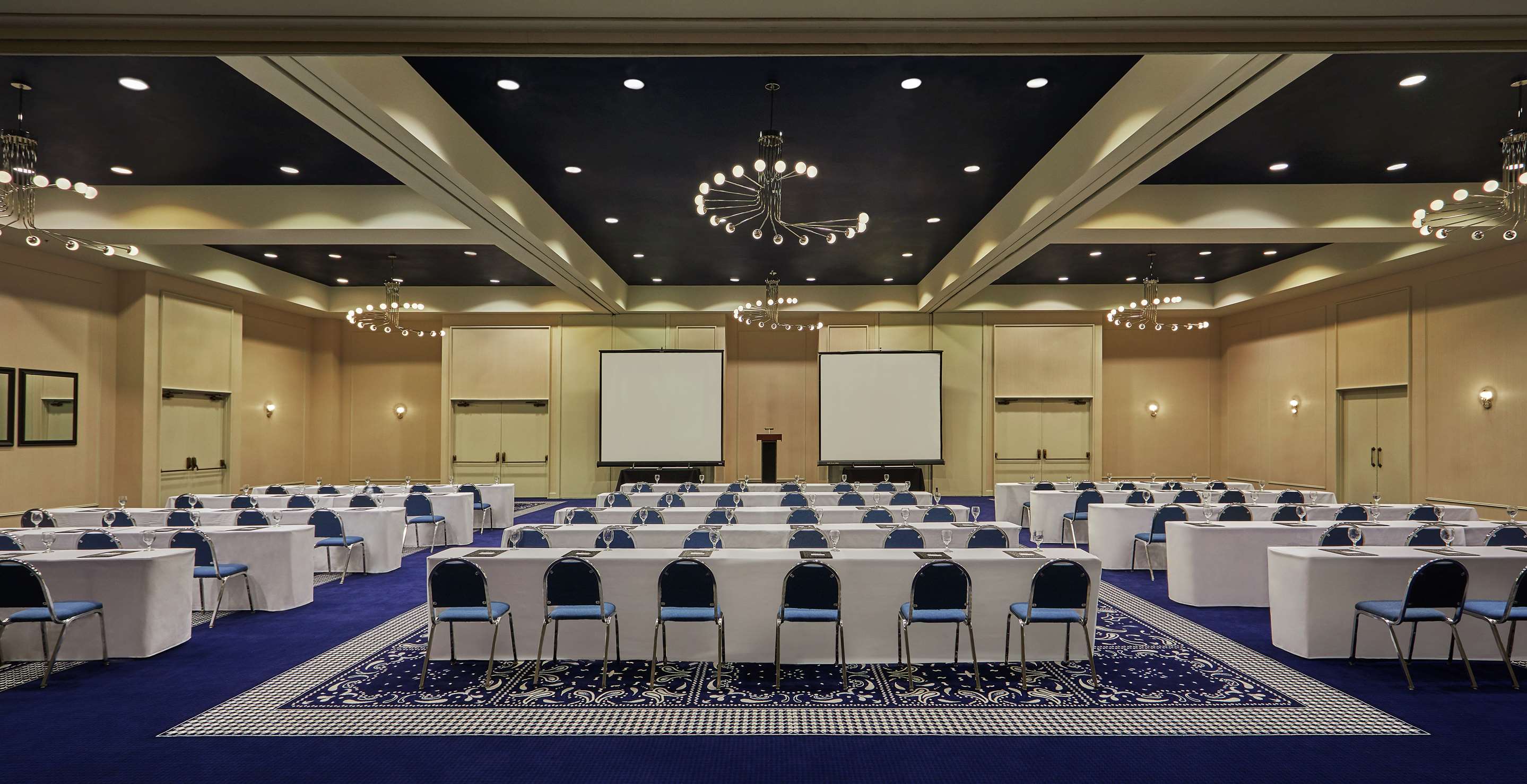 Meeting Room | Graduate by Hilton Lincoln