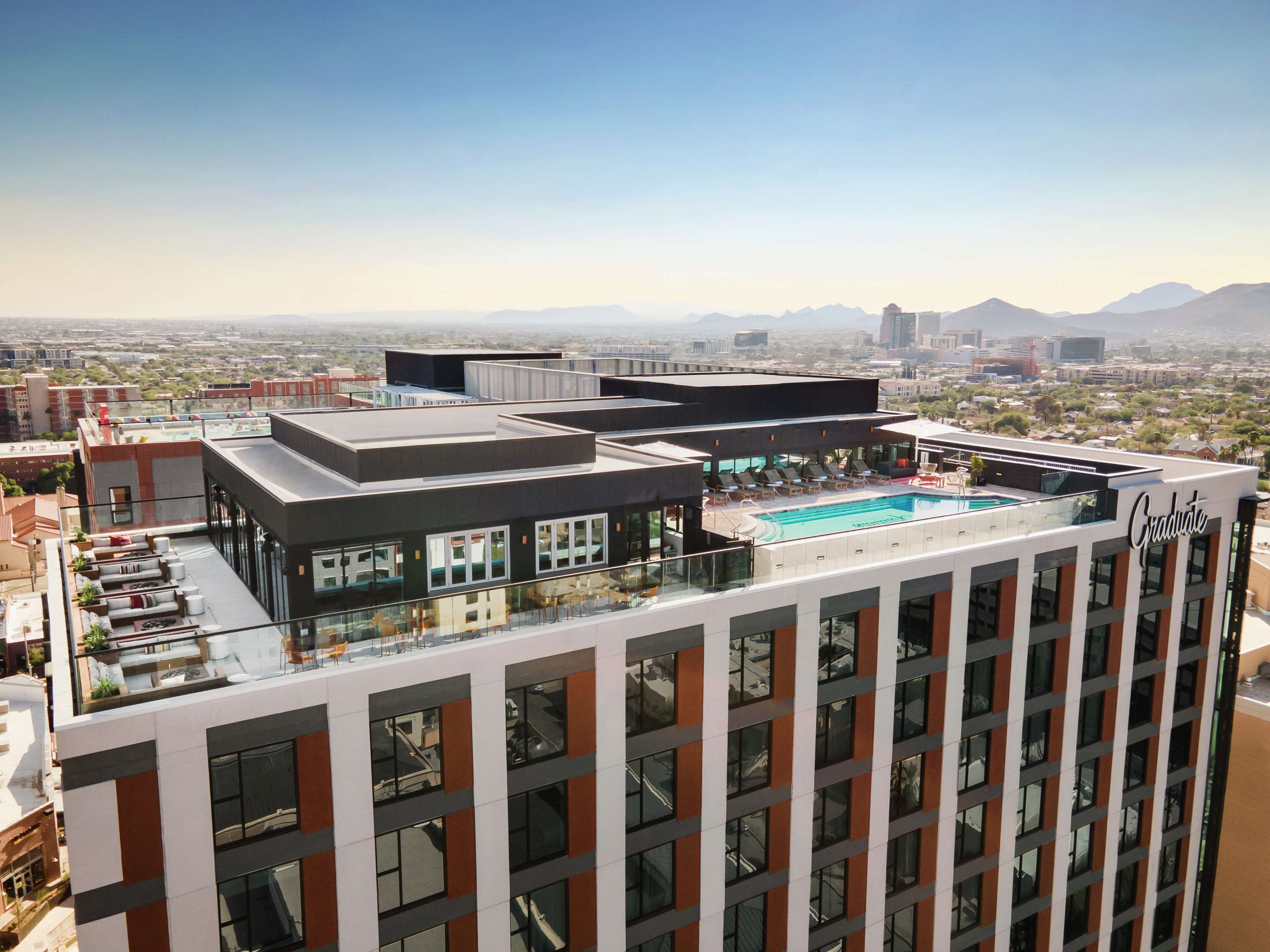 Exterior | Graduate by Hilton Tucson