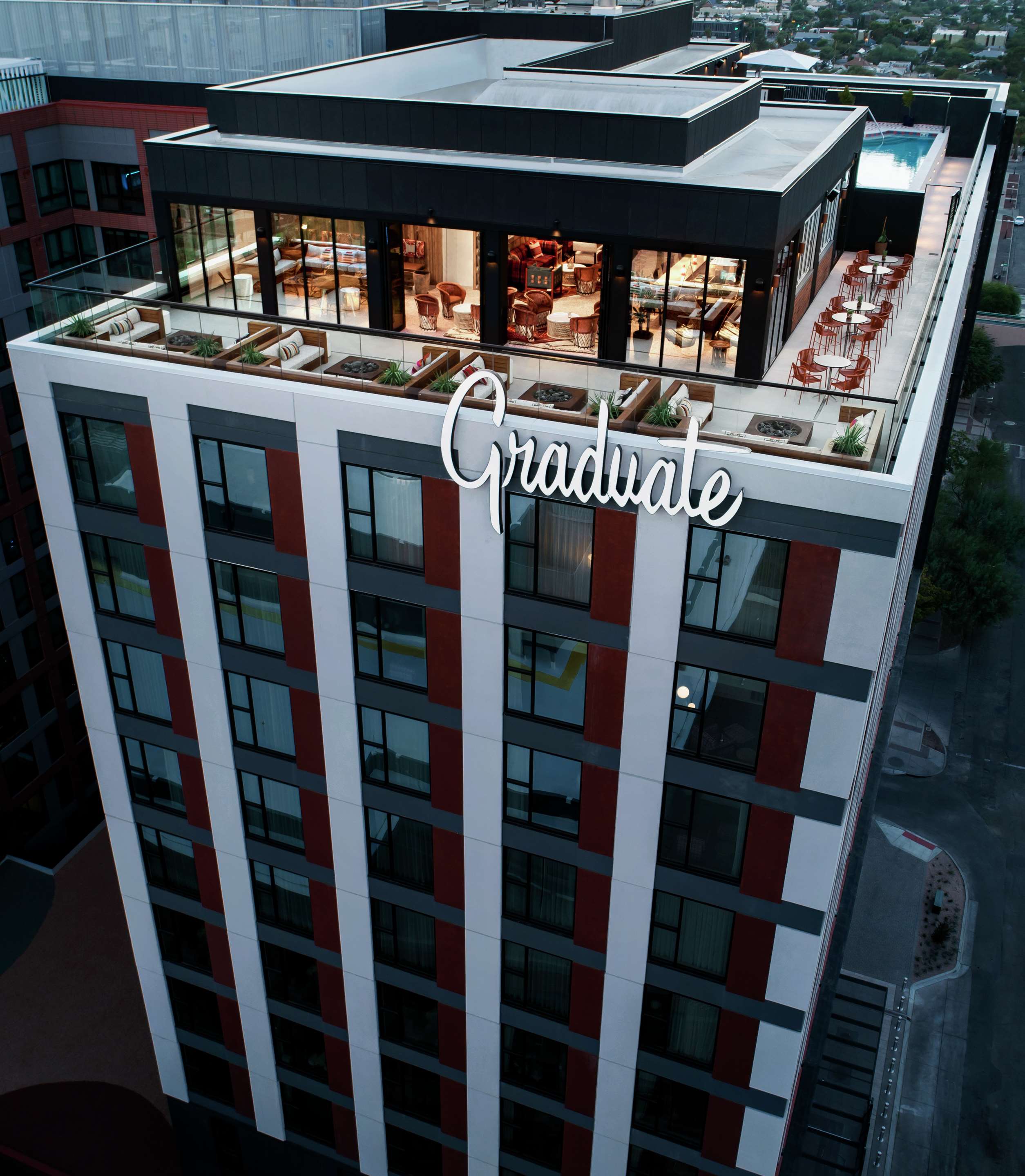 Exterior | Graduate by Hilton Tucson