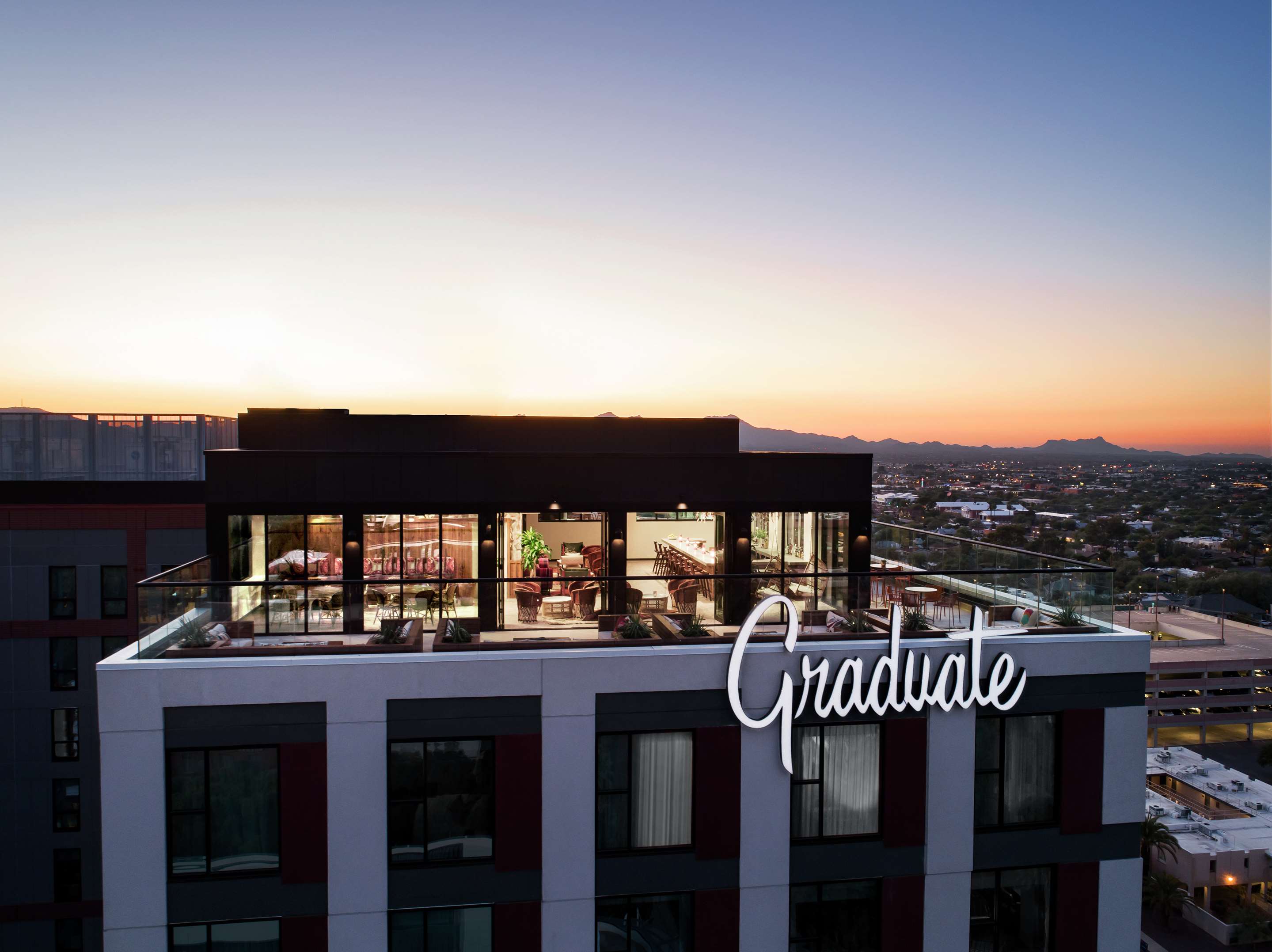 Exterior | Graduate by Hilton Tucson