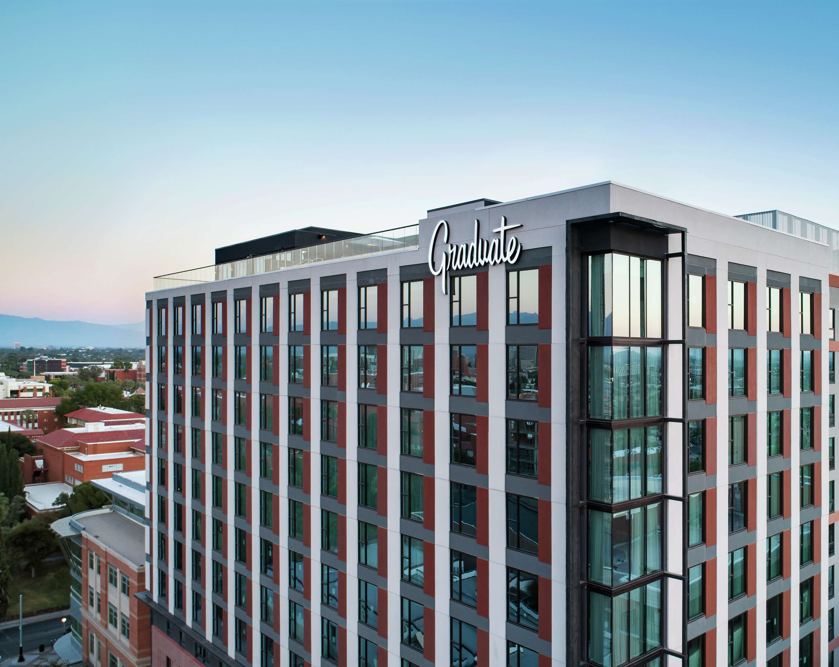 Exterior | Graduate by Hilton Tucson