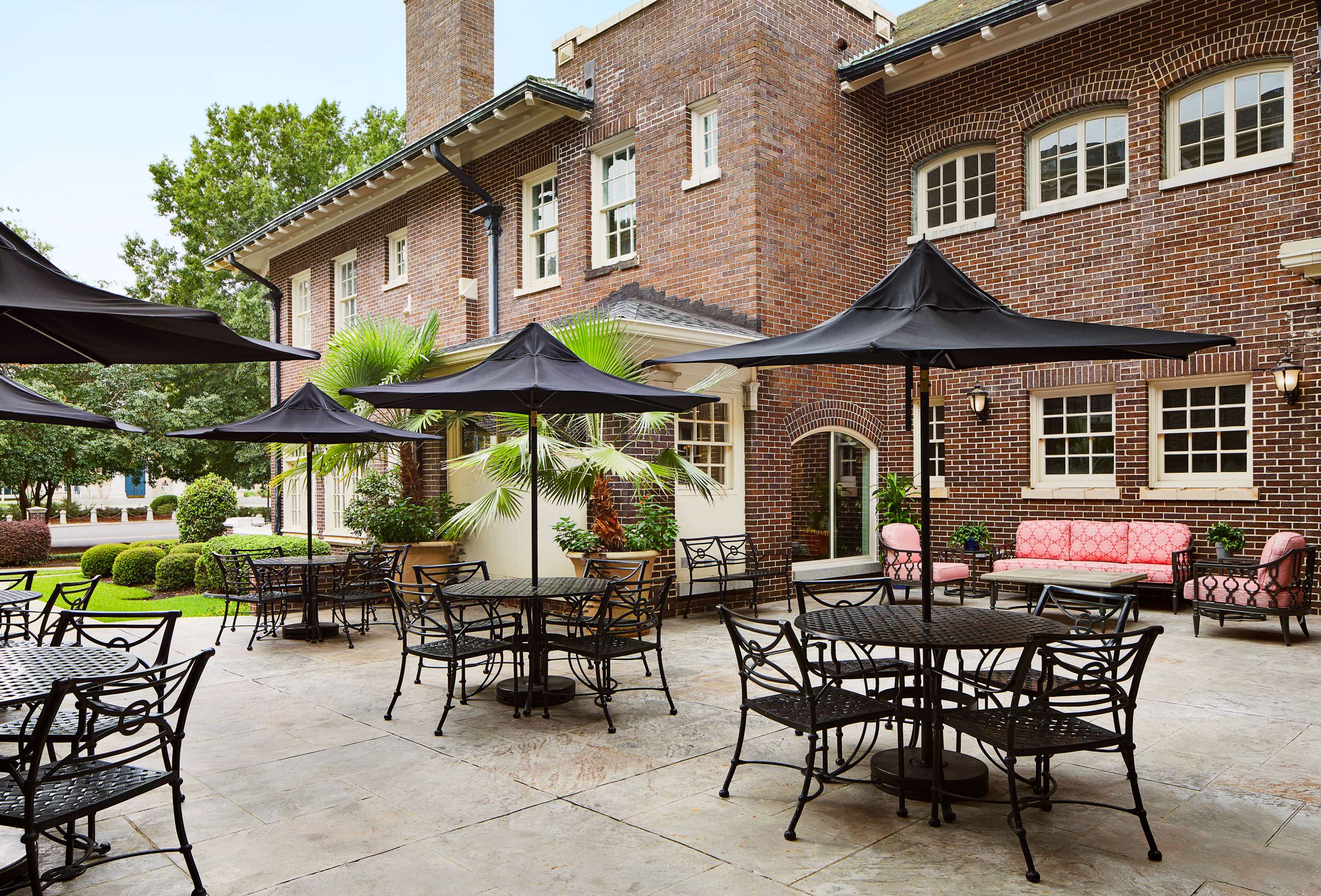 Exterior | Graduate Columbia, S.C.