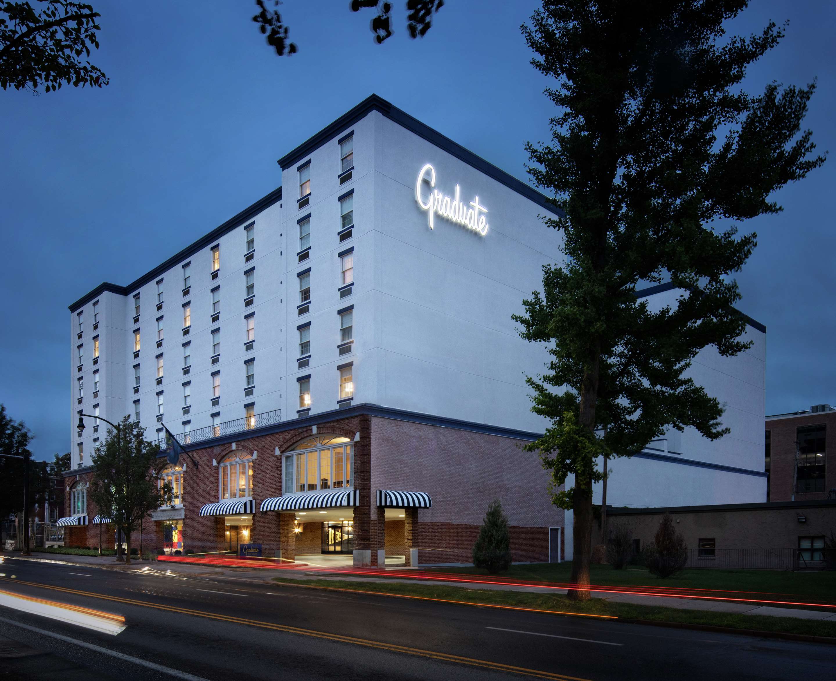 Exterior | Graduate State College