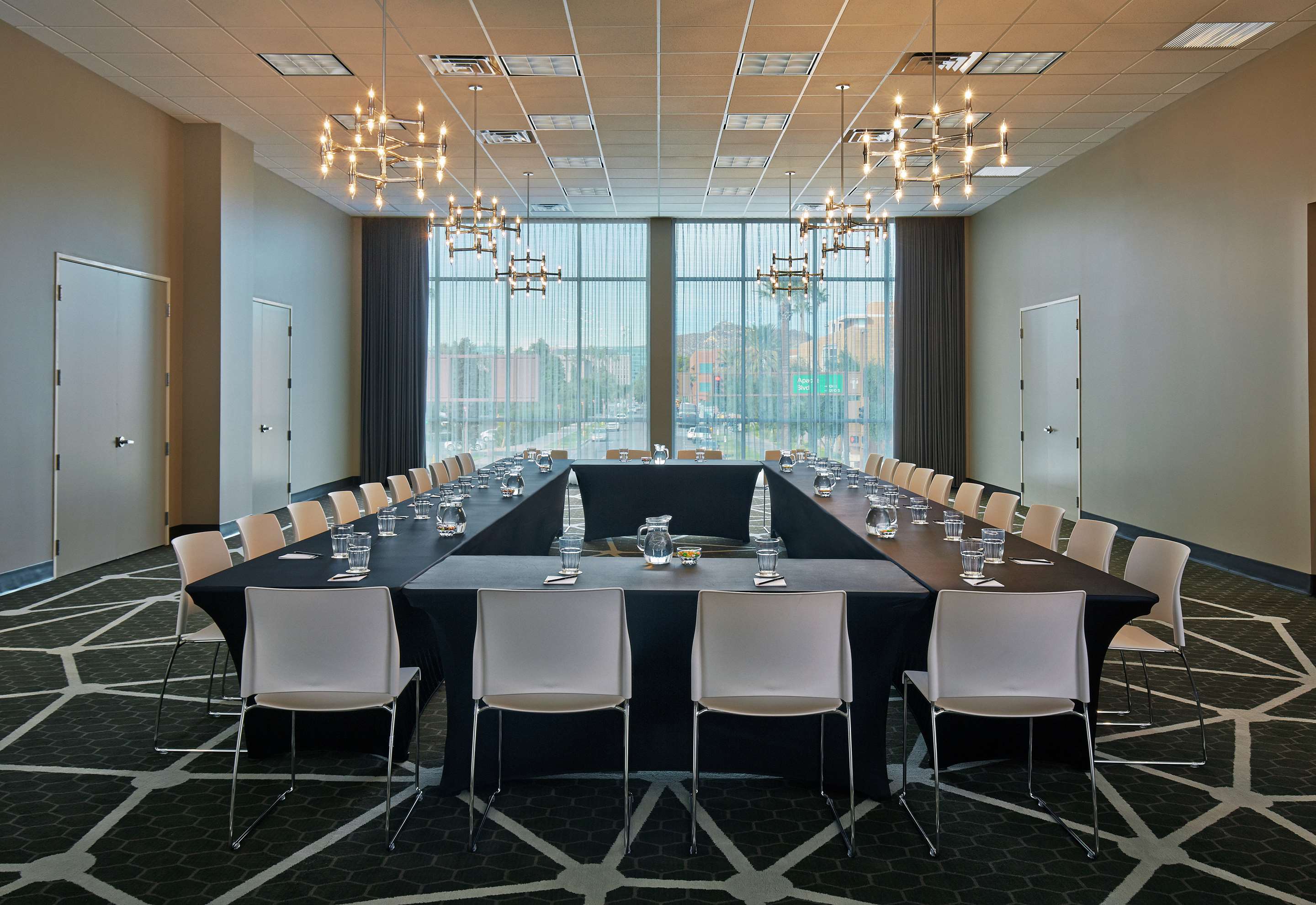Meeting Room | Graduate by Hilton Tempe