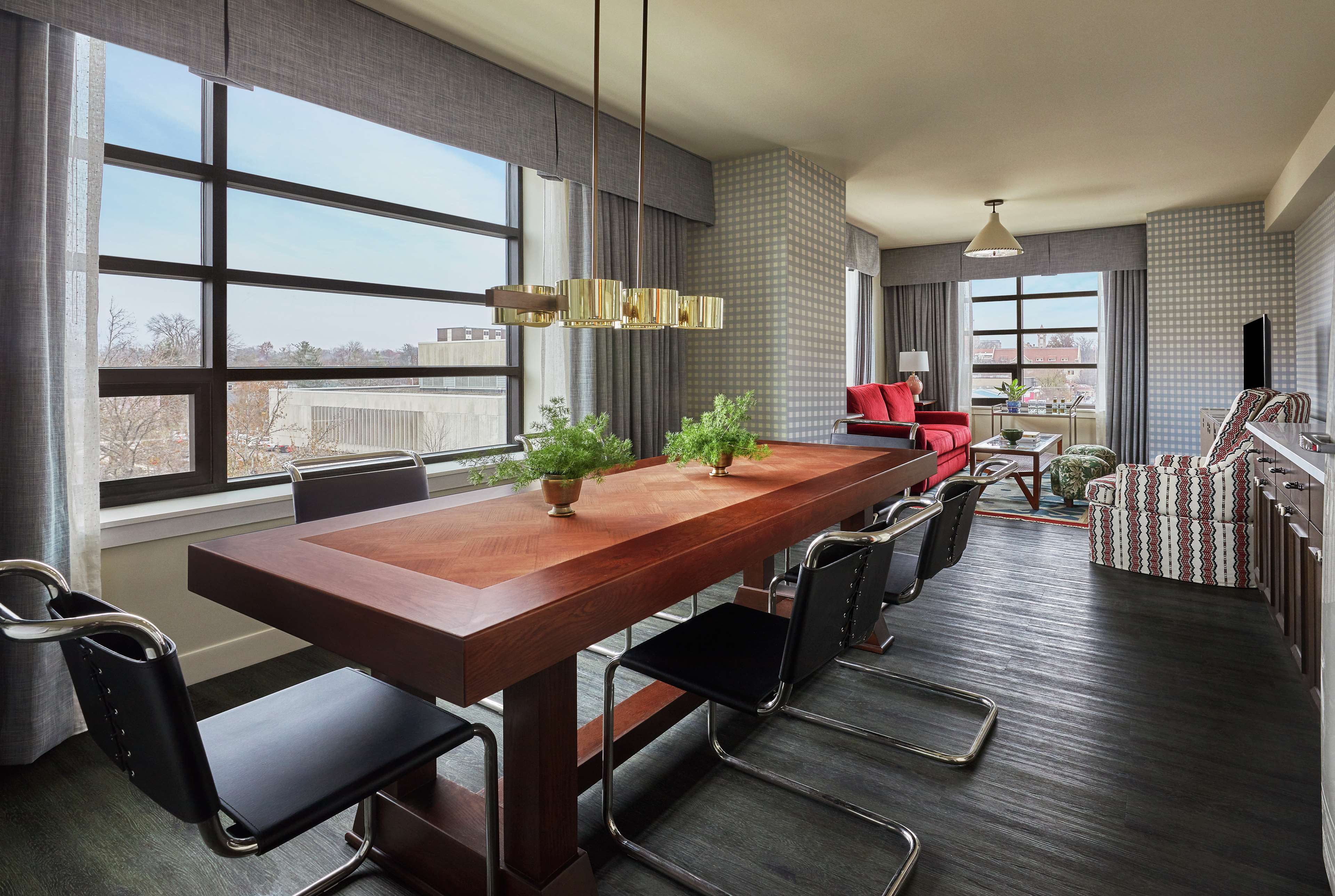 Graduate by Hilton Bloomington Room Type - GRAD KG STE W  DINING ROOM