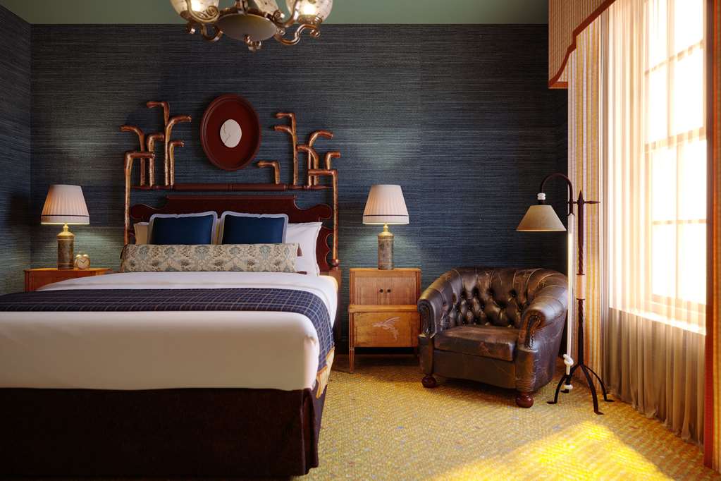 Guest photo
