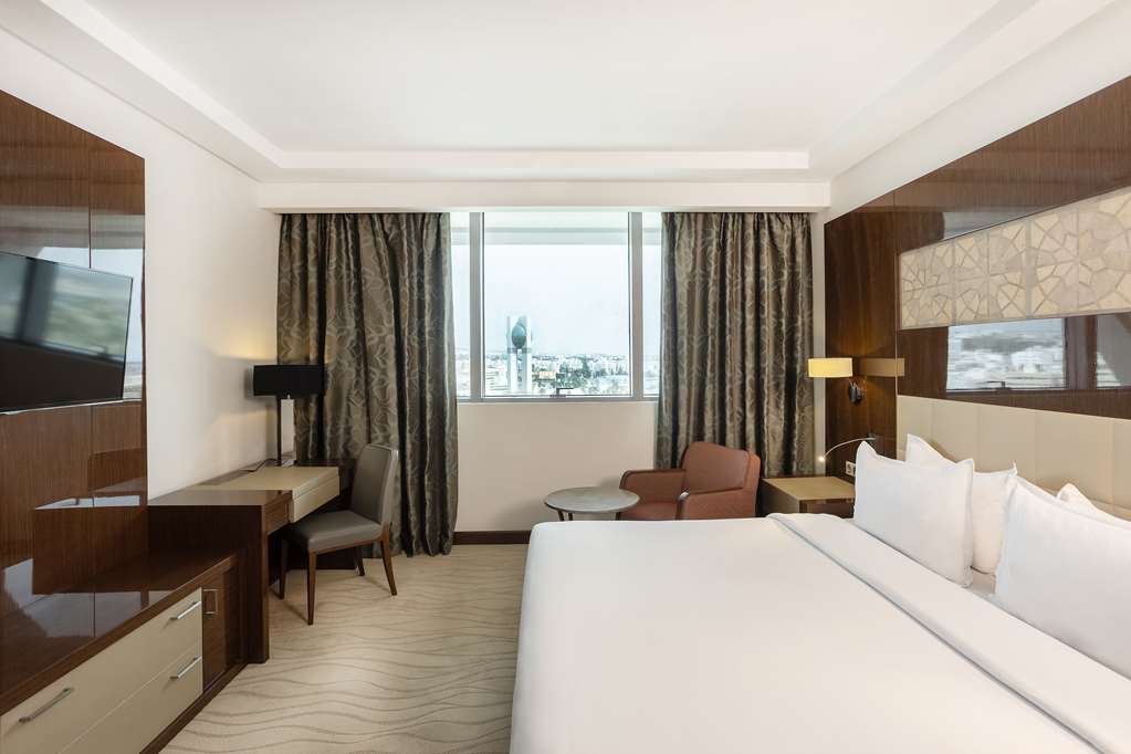 RADISSON BLU HOTEL AND CONVENTION C-guestroom-Guest Room,Suite,On-Site.jpg