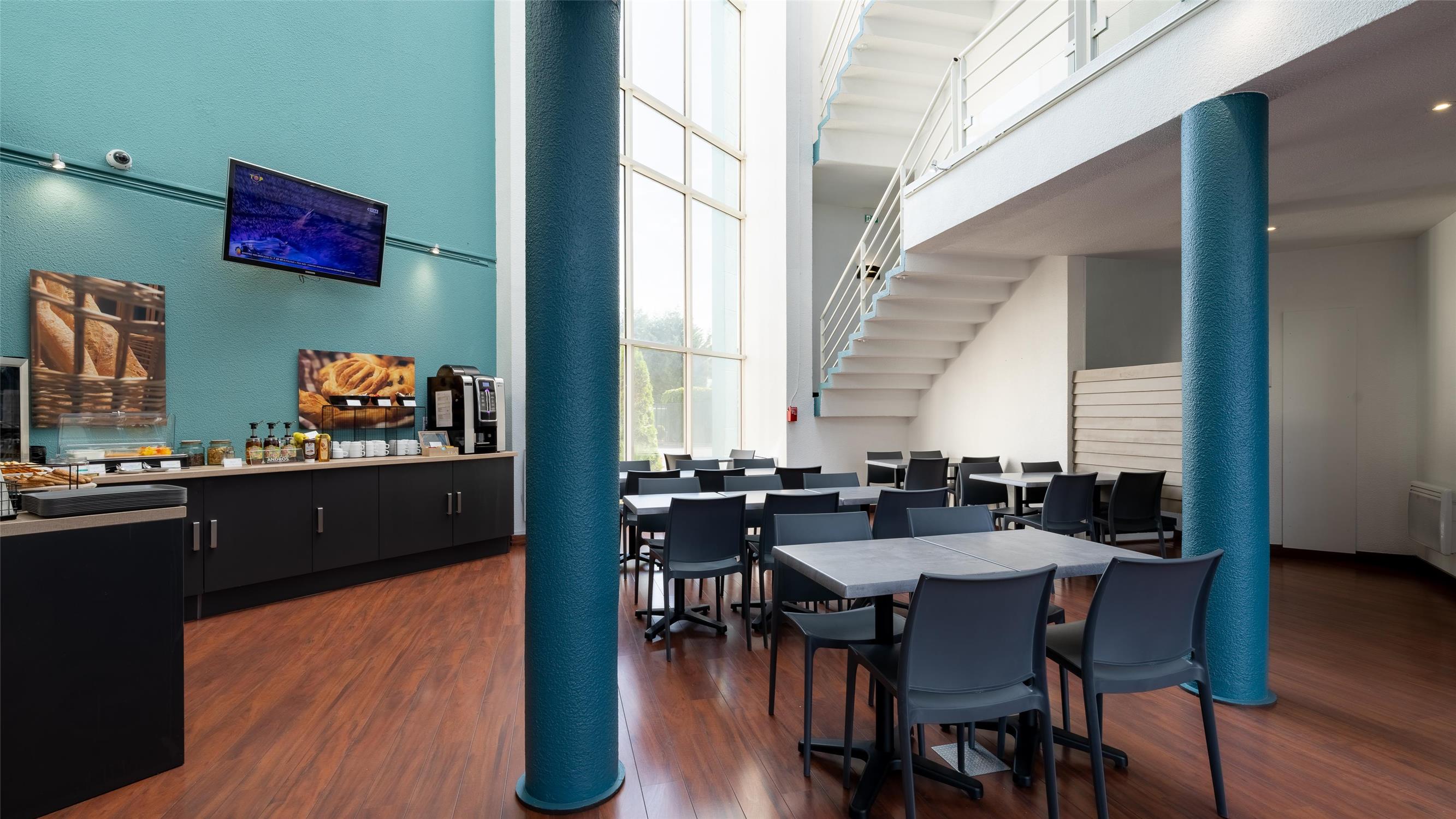 HOTEL KYRIAD ECO LILLE SUD - NOYELLES GODAULT - null