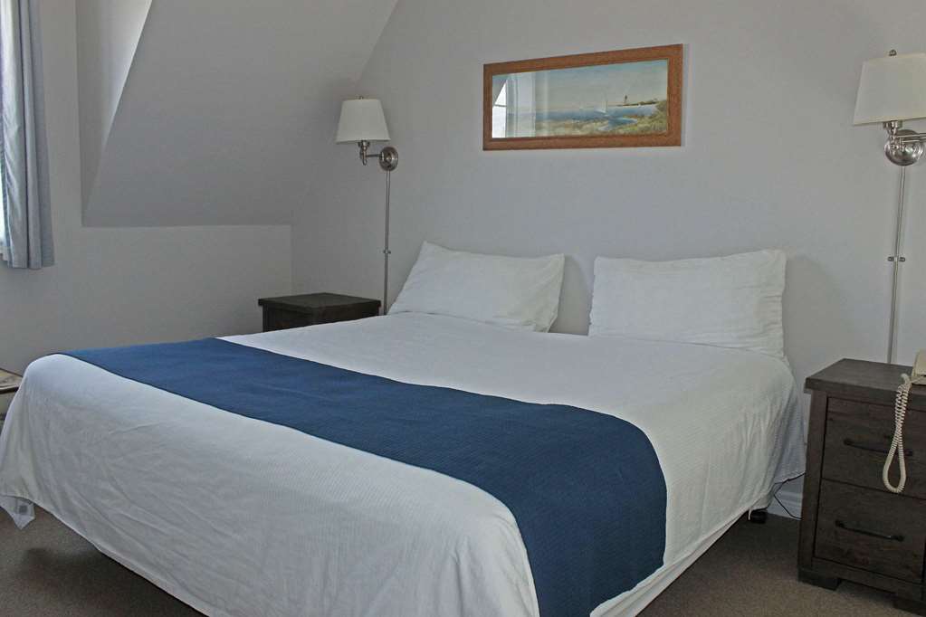 Isaiah Tubbs Resort