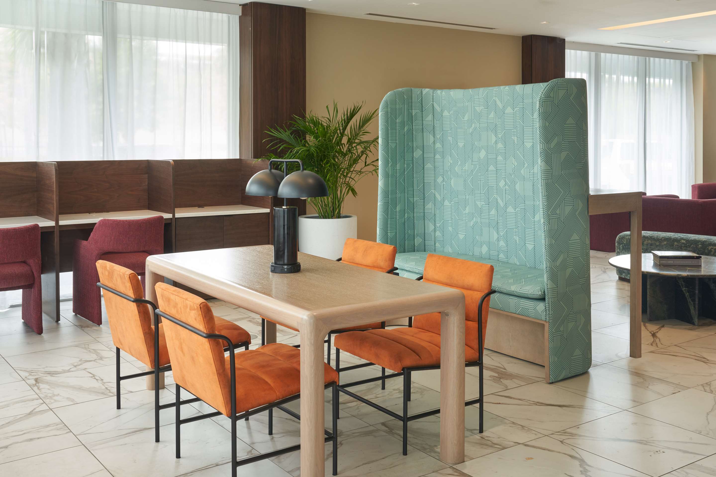 Lobby | DoubleTree by Hilton Miami North I-95, FL