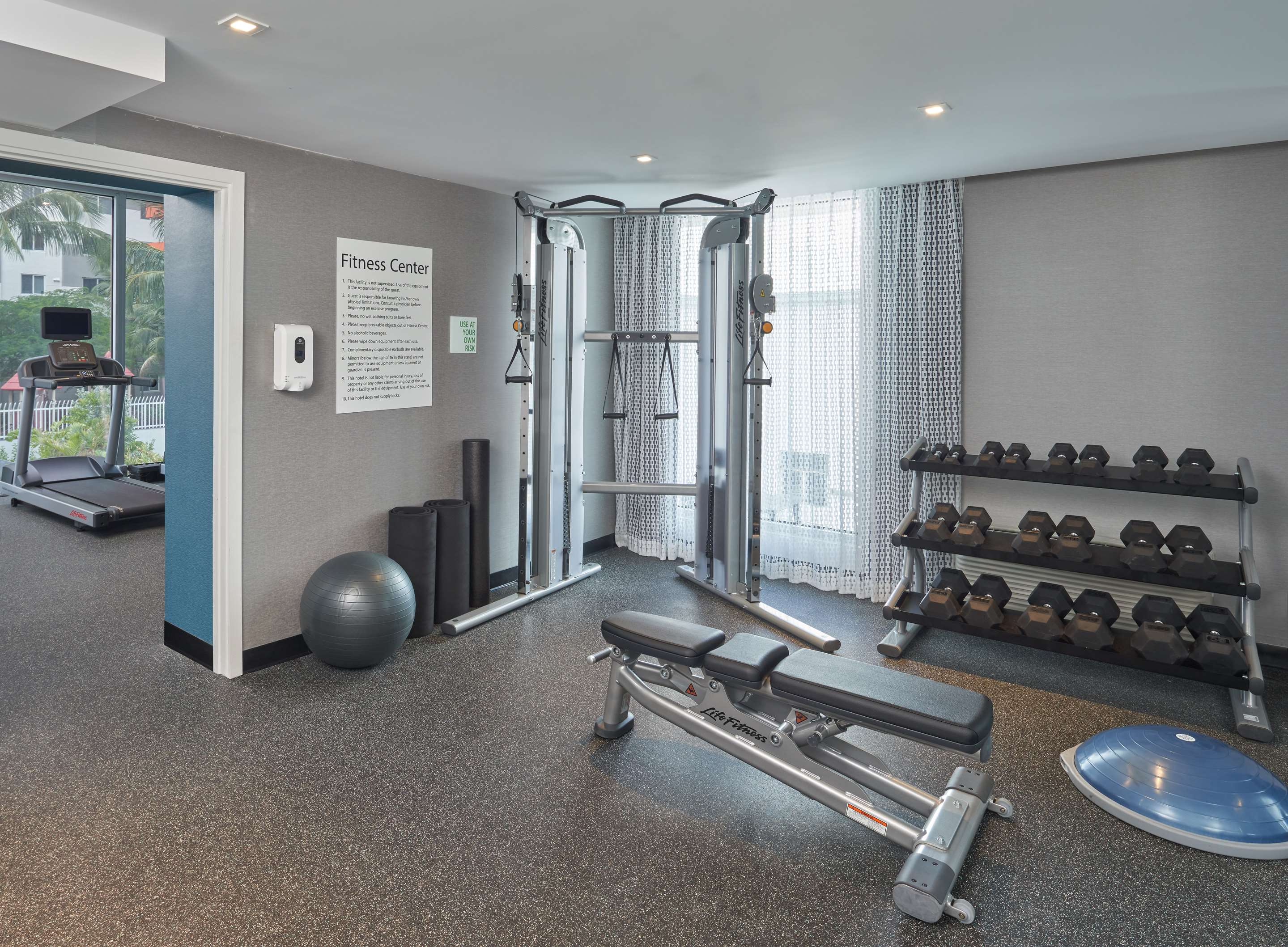 Health club fitness center gym | DoubleTree by Hilton Miami North I-95, FL
