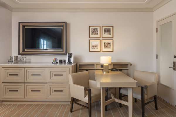 RESORT ROOM - TWO QUEEN BEDS