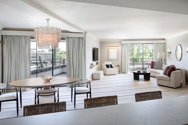 SKY STONE SUITE - ONE KING BED