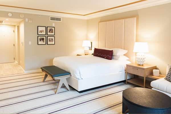 OCATILLA ROOM - ONE KING BED