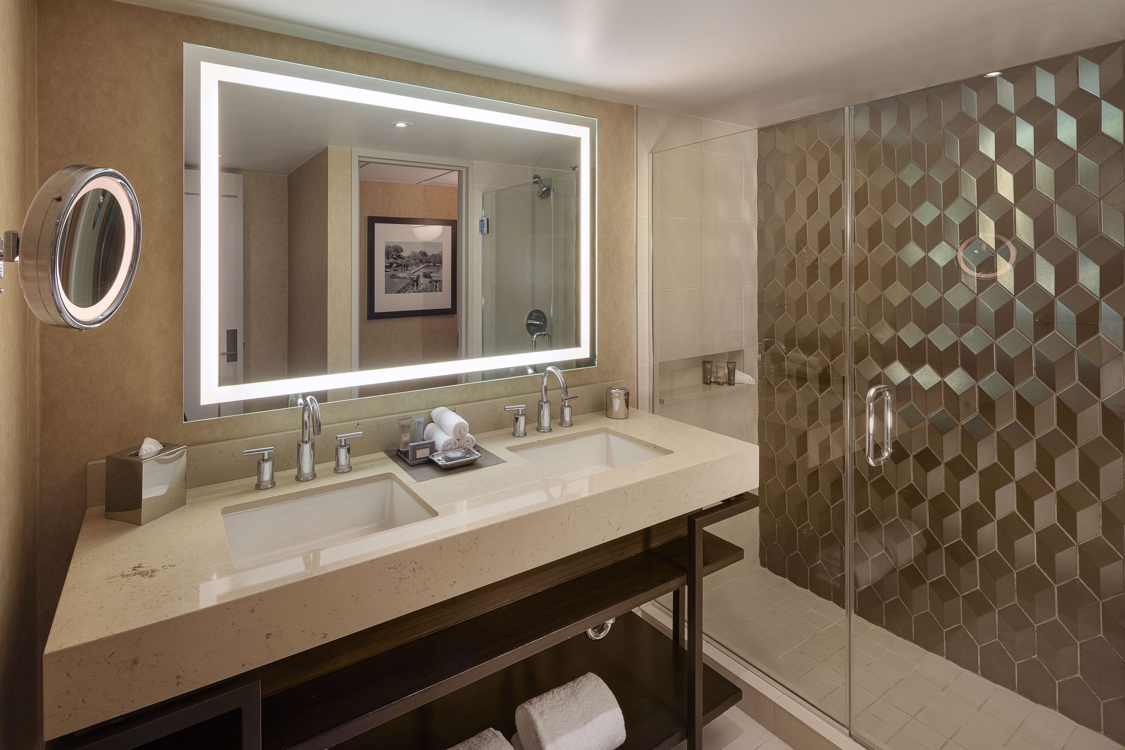Arizona Biltmore, LXR Hotels & Resorts Room Type - RESORT ROOM - TWO QUEEN BD