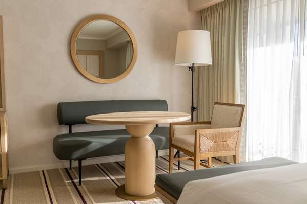 TERRACE PREMIER - TWO QUEEN BEDS