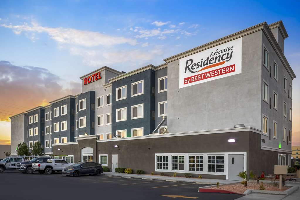 Executive Residency Victorville