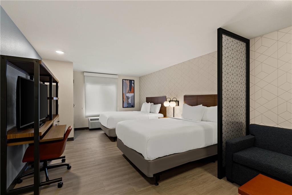 EVERHOME SUITES TEMECULA-guestroom-Guest Room,Suite,On-Site.jpg