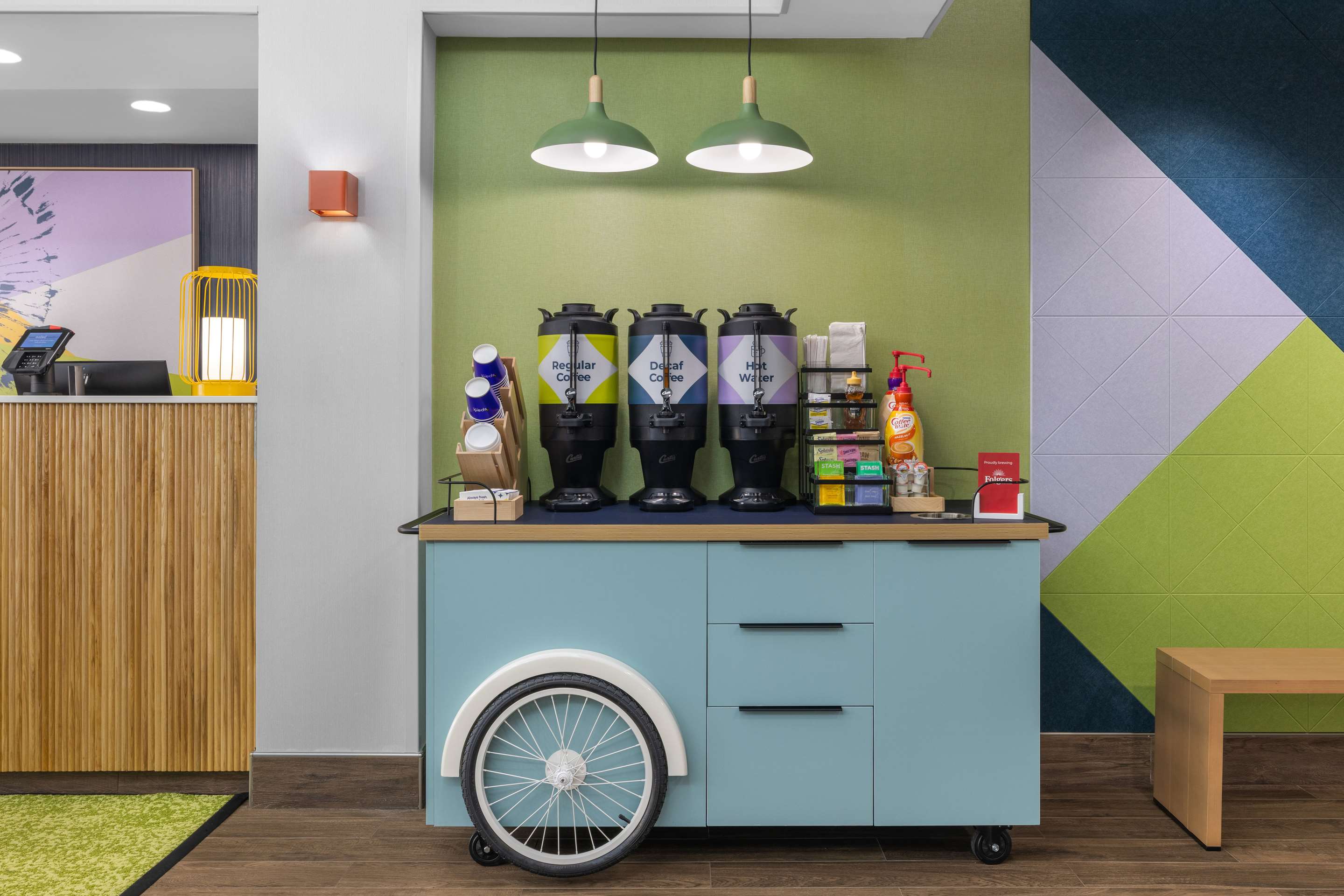 Restaurant | Spark by Hilton Fredericksburg Southpoint
