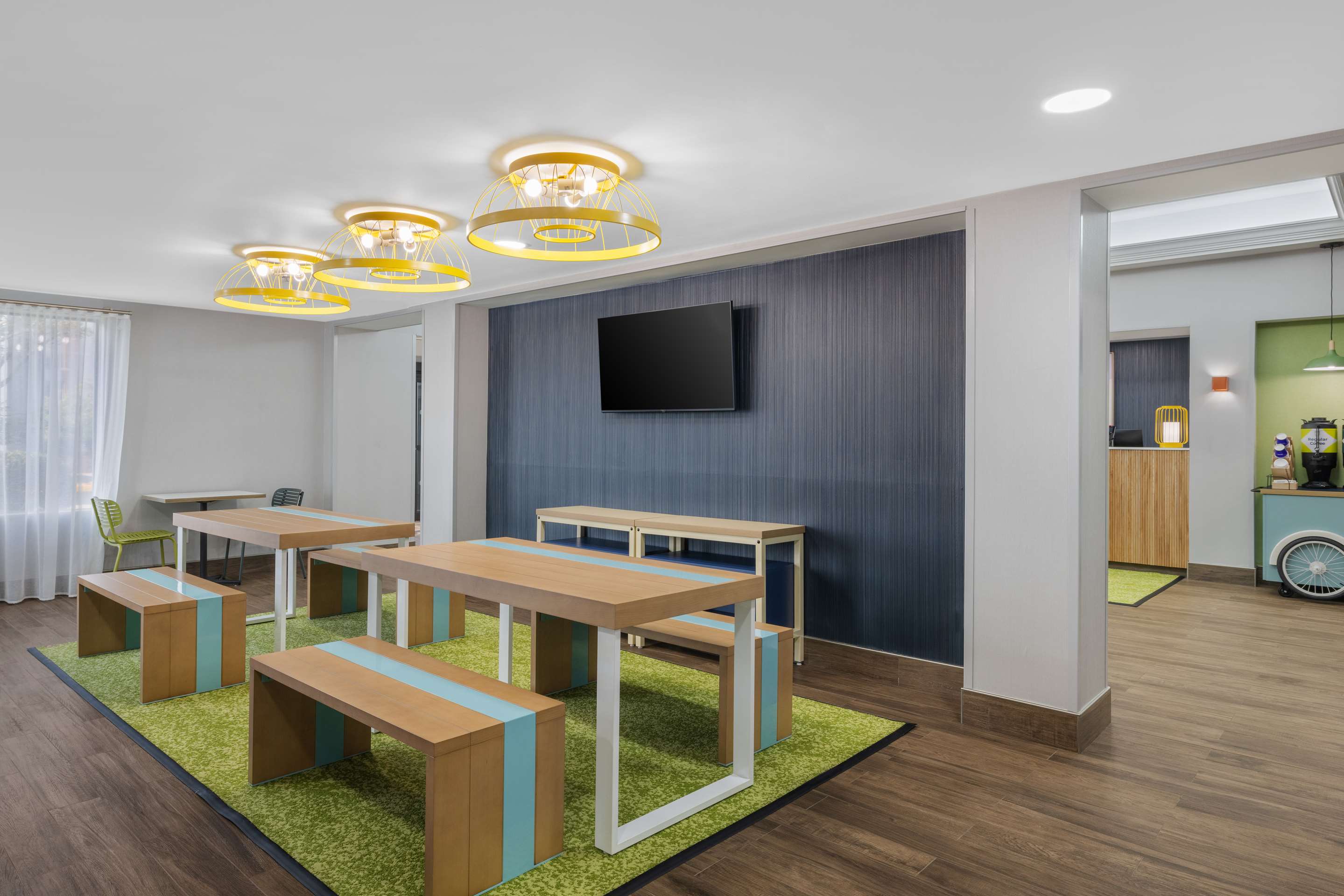 Lobby | Spark by Hilton Fredericksburg Southpoint