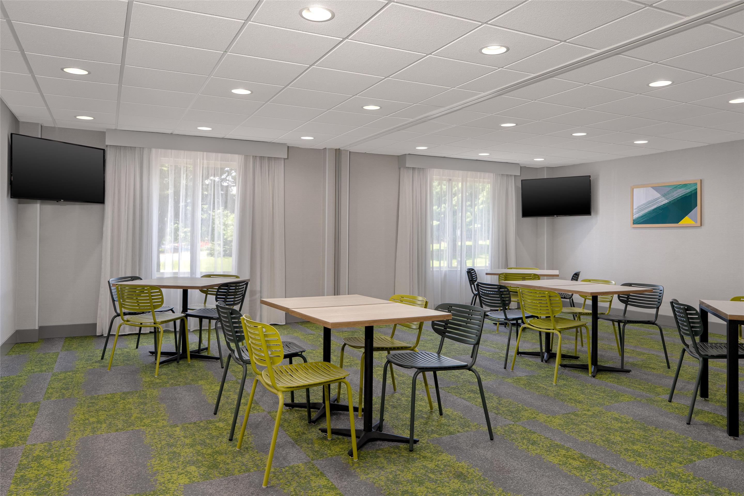 Lobby | Spark by Hilton Lancaster