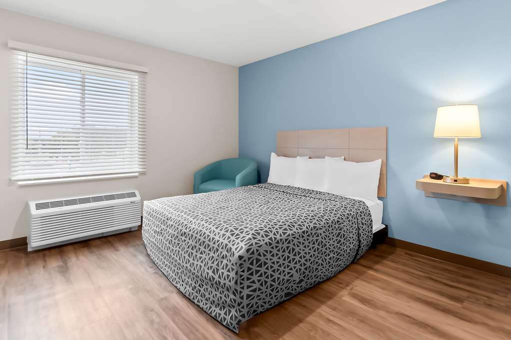 WOODSPRING SUITES PENSACOLA WEST-guestroom-Guest Room,Suite,On-Site.jpg