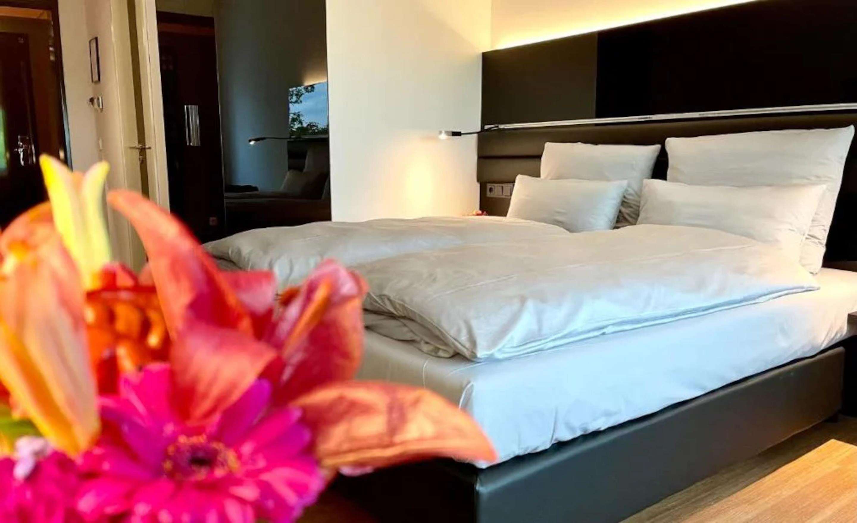 Best Western Plus Hotel Brueggen - Tap to explore photos